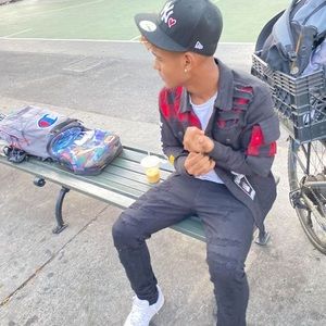 Meet your Posher, Billy angel